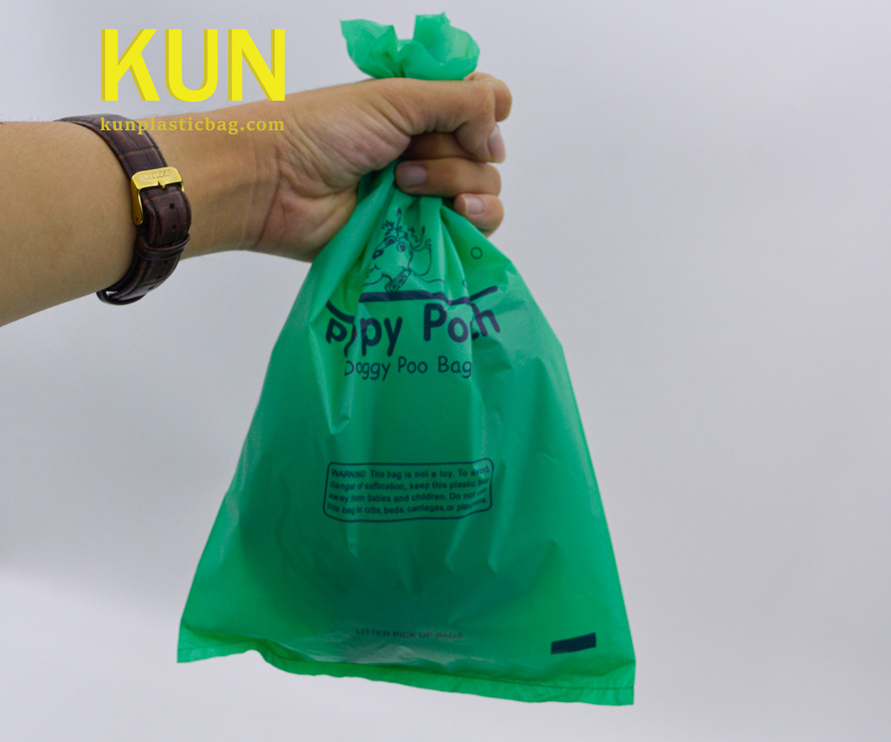 Rolled plastic bags for dog waste 2